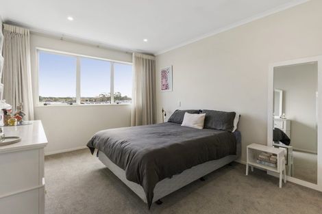 Photo of property in 35 Whenuapai Drive, Whenuapai, Auckland, 0618