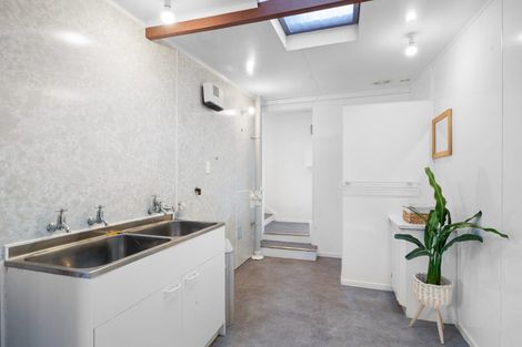 Photo of property in 331 Tukapa Street, Hurdon, New Plymouth, 4310