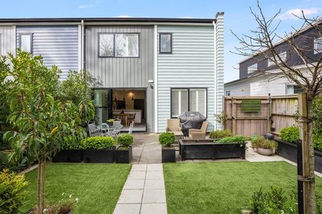 Photo of property in 5a Breakwater Way, Whitby, Porirua, 5024