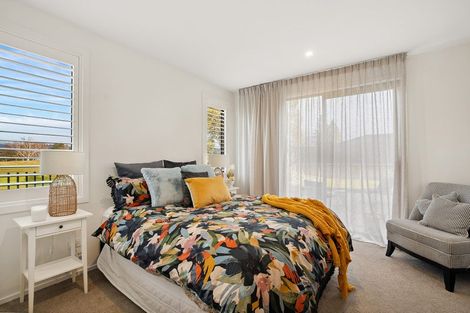 Photo of property in 37 Wallis Drive, Cromwell, 9310