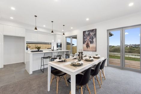 Photo of property in 3 Bosun Place, Te Atatu Peninsula, Auckland, 0610