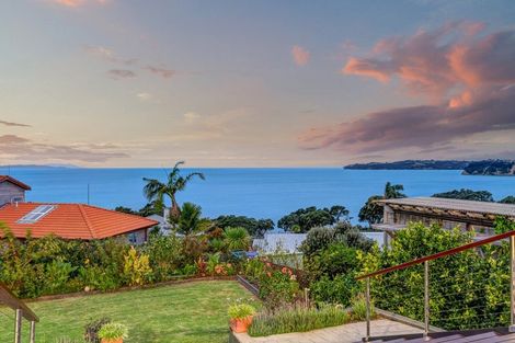Photo of property in 192 Vipond Road, Stanmore Bay, Whangaparaoa, 0932