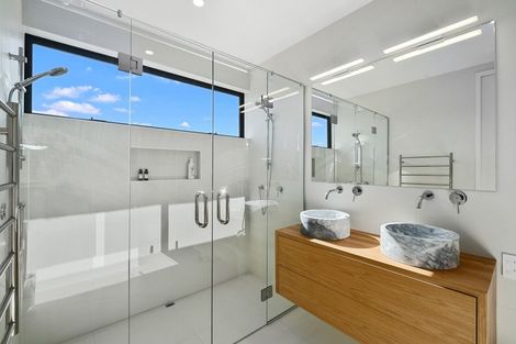 Photo of property in 3 Little Alpha Loop, Wanaka, 9305