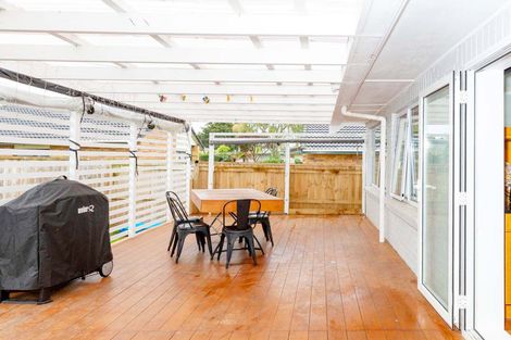 Photo of property in 9 Youngs Road, Papakura, 2110