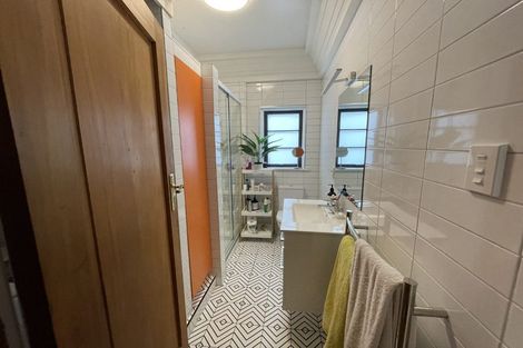 Photo of property in Westhaven Apartments, 11/127u Molesworth Street, Thorndon, Wellington, 6011