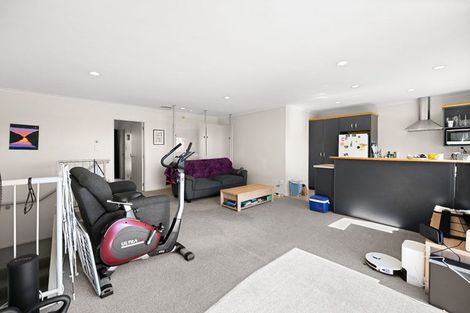 Photo of property in 11a Ruakiwi Road, Hamilton Lake, Hamilton, 3204