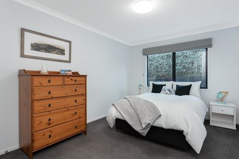 Photo of property in 122 Oteki Park Drive, Welcome Bay, Tauranga, 3112