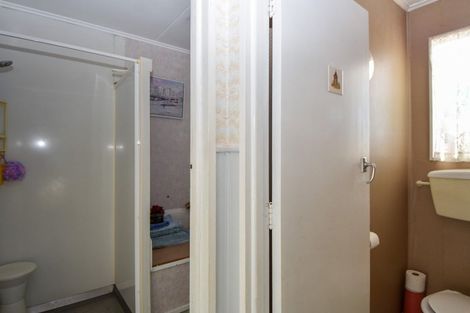 Photo of property in 237a High Street North, Carterton, 5713