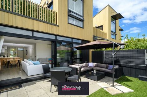 Photo of property in 21 Isitt Road, Hobsonville, Auckland, 0616