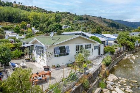 Photo of property in 8 Brook Street, The Brook, Nelson, 7010