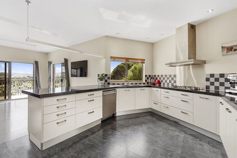 Photo of property in 4 Helm Place, Whitby, Porirua, 5024