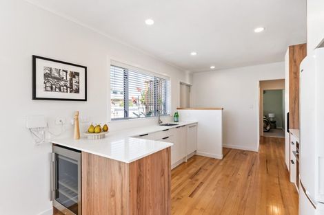 Photo of property in 1/10 Raines Avenue, Forrest Hill, Auckland, 0620