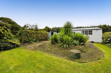 Photo of property in 2 Wood Street, Kakaramea, Patea, 4598
