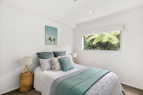 Photo of property in 56 Saddleback Grove, Karori, Wellington, 6012