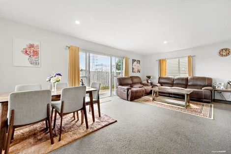 Photo of property in 30 Popokatea Drive, Takanini, 2112