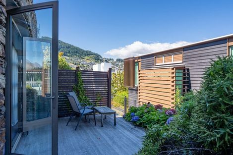 Photo of property in Lake Street Apartments, 10/8 Lake Street, Queenstown, 9300