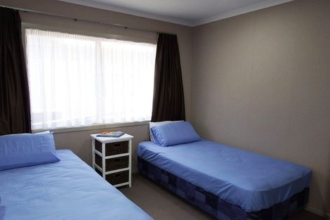 Photo of property in 13 Craig Street, Stratford, 4332