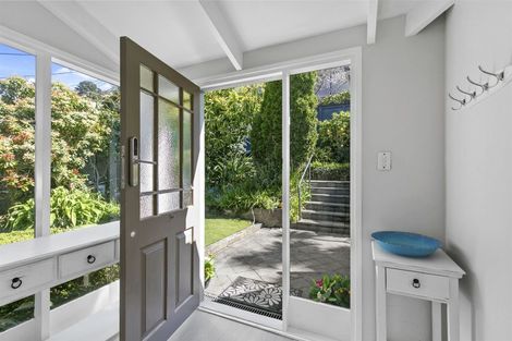 Photo of property in 20 Barton Terrace, Thorndon, Wellington, 6011