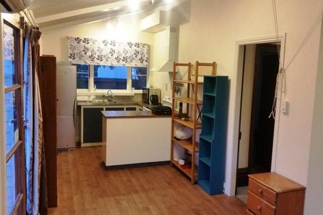 Photo of property in 90 Geraldine Street, Edgeware, Christchurch, 8013