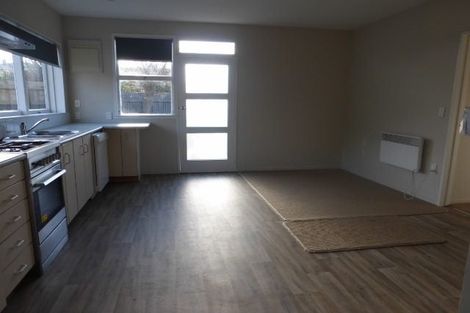 Photo of property in 4 Croziers Road, St Albans, Christchurch, 8052