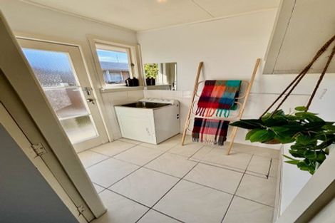 Photo of property in 14 Newbridge Place, Ilam, Christchurch, 8041