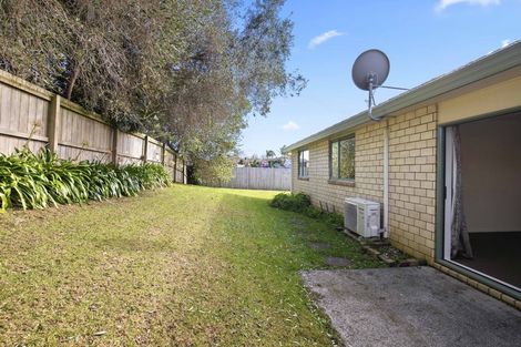 Photo of property in 38 Riverside Drive, Waiuku, 2123