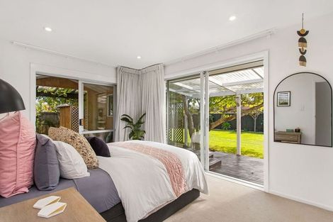 Photo of property in 9b Lydbury Place, Parklands, Christchurch, 8083