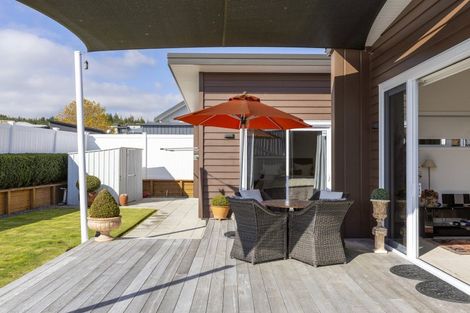 Photo of property in 28 Victoria Street, Richmond Heights, Taupo, 3330