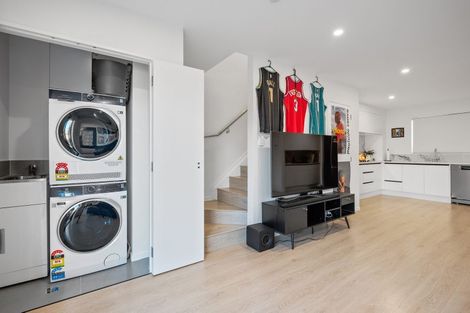 Photo of property in 1/135 Lancaster Road, Beach Haven, Auckland, 0626