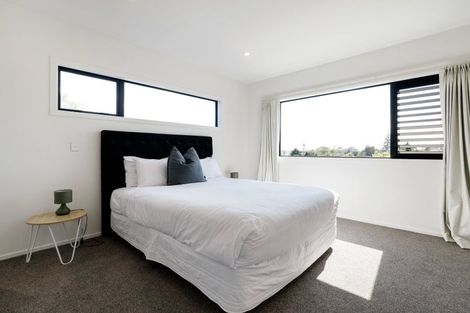 Photo of property in 7u4 Tarbett Road, Hillcrest, Hamilton, 3216