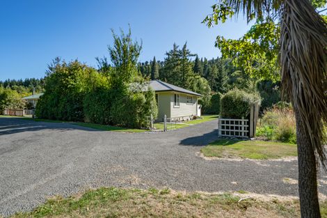 Photo of property in 13 Harper Place, Lake Coleridge, 7572