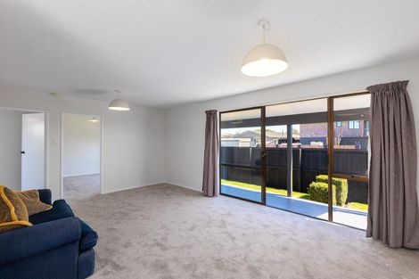 Photo of property in 25 Sandra Street, South New Brighton, Christchurch, 8062
