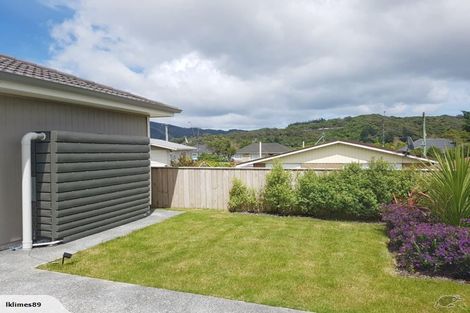 Photo of property in 11 Henrietta Maxwell Grove, Wainuiomata, Lower Hutt, 5014