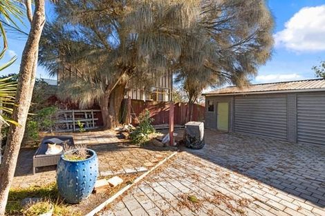 Photo of property in 22 Pacific Road, North New Brighton, Christchurch, 8083