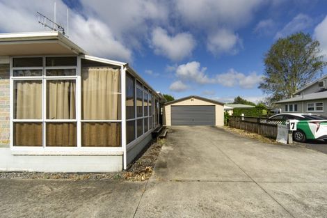 Photo of property in 7 Saint Lukes Place, Bader, Hamilton, 3206