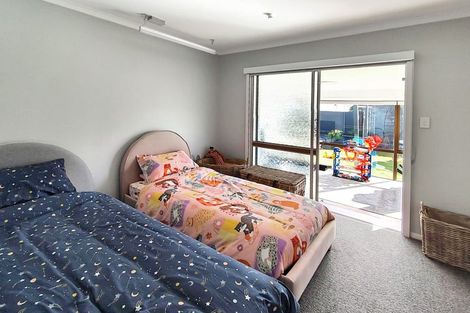 Photo of property in 77 Fraser Crescent, Elderslea, Upper Hutt, 5018