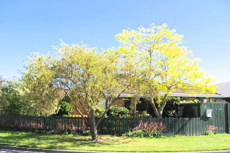 Photo of property in 11 Rubens Place, Burnside, Christchurch, 8053