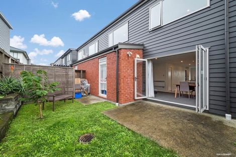 Photo of property in 30 Sorrel Crescent, Bucklands Beach, Auckland, 2012