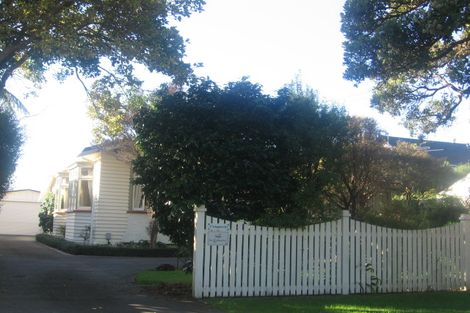 Photo of property in 25 Hinau Street, Woburn, Lower Hutt, 5010