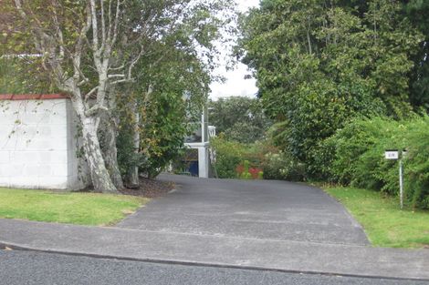 Photo of property in 2/6 Richards Avenue, Forrest Hill, Auckland, 0620