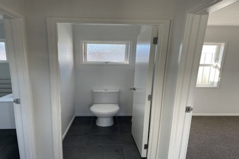 Photo of property in 1/8 Waikaremoana Place, Pakuranga Heights, Auckland, 2010