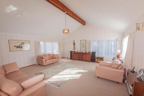 Photo of property in 36 Burbank Crescent, Churton Park, Wellington, 6037
