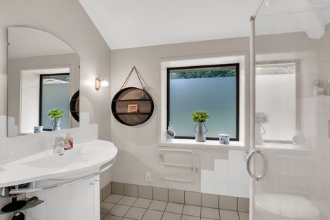 Photo of property in 4 Sanderson Place, Havelock North, 4130