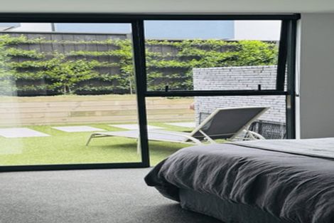 Photo of property in 1/324 Beach Road, Campbells Bay, Auckland, 0630