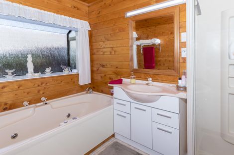 Photo of property in 122a Oropi Road, Greerton, Tauranga, 3112