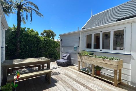 Photo of property in 76a Wright Street, Mount Cook, Wellington, 6021