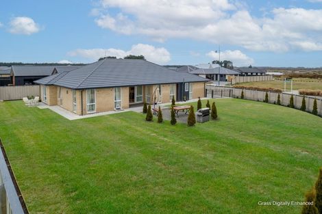 Photo of property in 85 Tiritiri Moana Drive, Pegasus, 7612