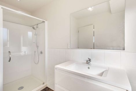 Photo of property in 14a Mildmay Road, Henderson, Auckland, 0610