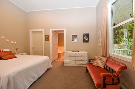 Photo of property in 60 Kuratawhiti Street, Greytown, 5712