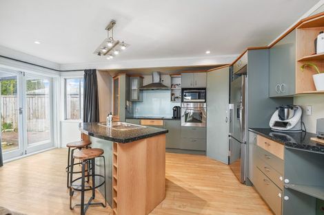 Photo of property in 6 Corilin Place, Mangakakahi, Rotorua, 3015